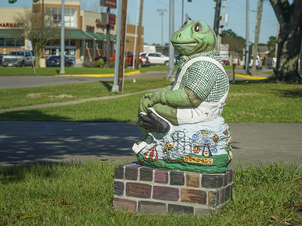 Ffrog statue in Rayne, Louisiana
