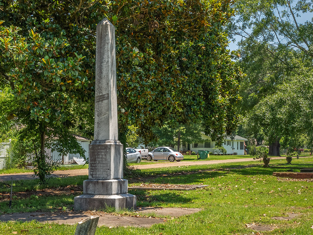 obelisk memorial to Whites killed in Colfax Riot