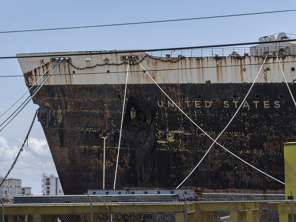 bow of rusting cruise ship ss united states at dock