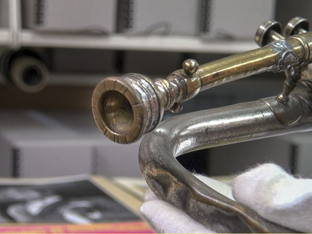 old cornet and scratched mouth piece