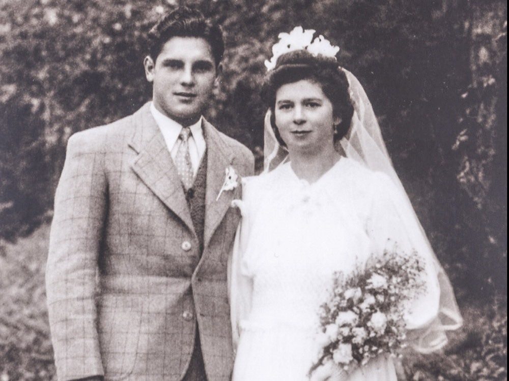 black and white wedding picture